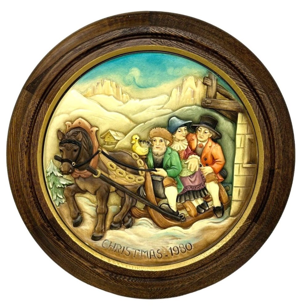 Vintage ANRI Christmas Wooden Plate 1980 Wintry Church-Going in Santa Christina
